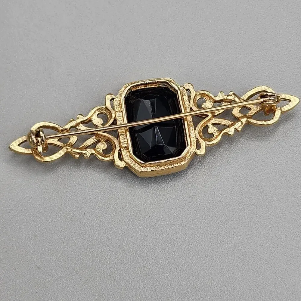 Vintage Park Lane Bar Brooch Signed 2” Gold Tone Black Faux Stone Pin Jewelry